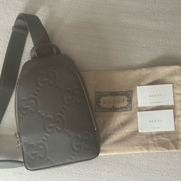 Brand New Gucci Mini Crossbody
1️⃣7️⃣0️⃣0️⃣ - Picture 1 of 7